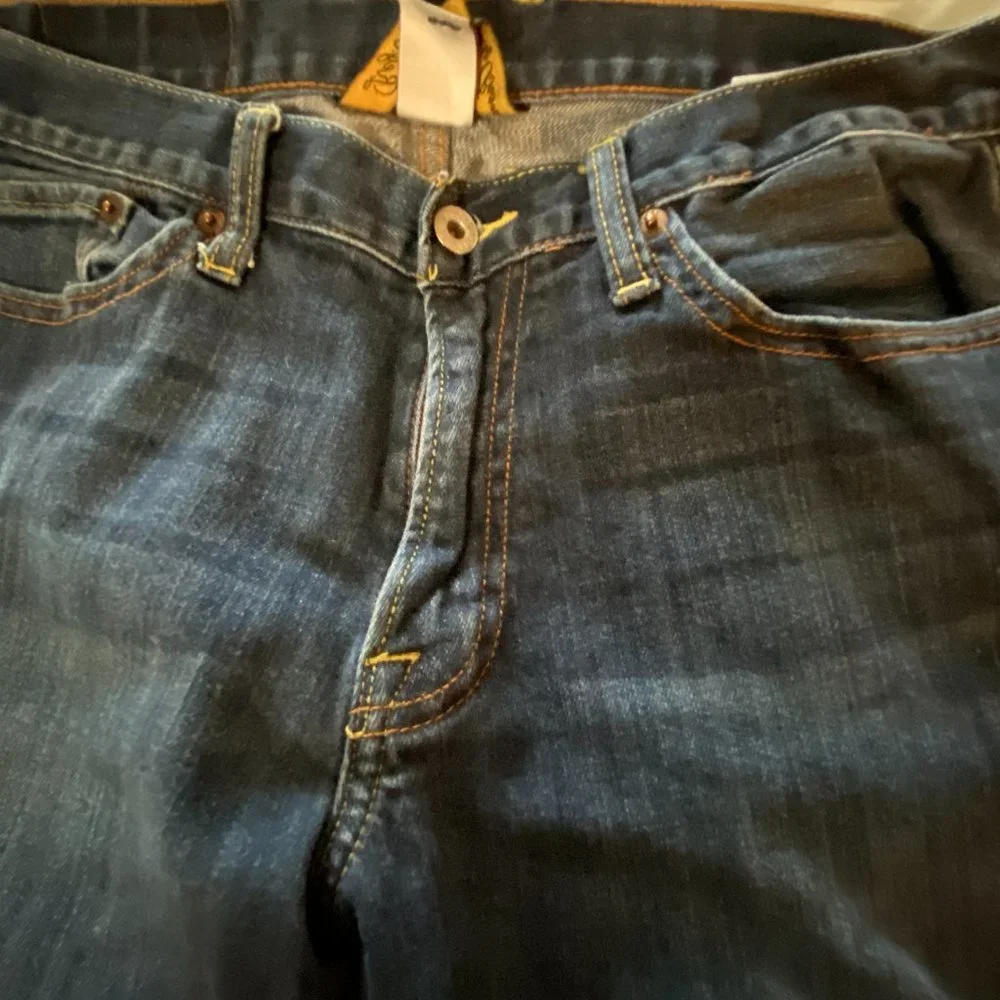 EUC Lucky Brand  Jeans sz 30 with Light Factory Distress - Picture 12 of 15